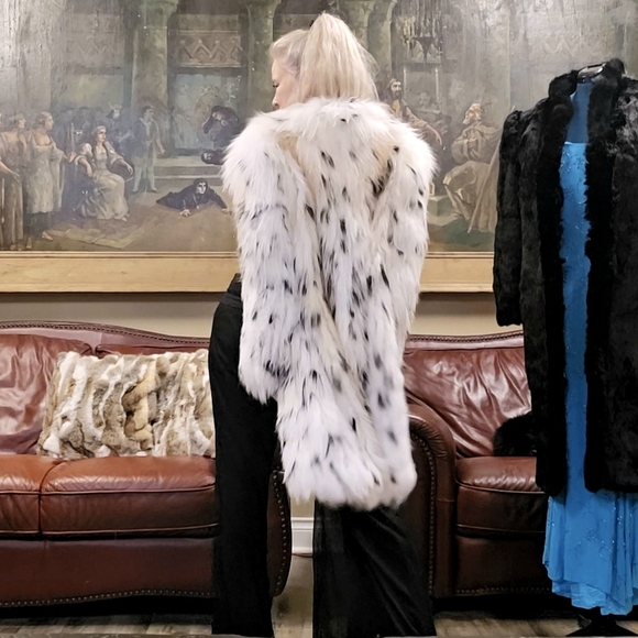 Elegant Spotted Fox Fur Coat NWT - Picture 11 of 16